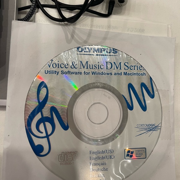 Olympus DM 20 Digital Voice Recorder Dictaphone MP3/WMA Music Playback 128 MB - Picture 5 of 16